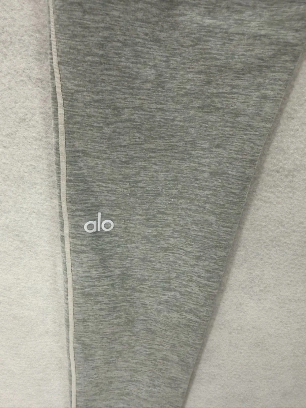 Alosoft High-Waist Heart Throb Legging Athletic Heather‎ Grey/White Size Small